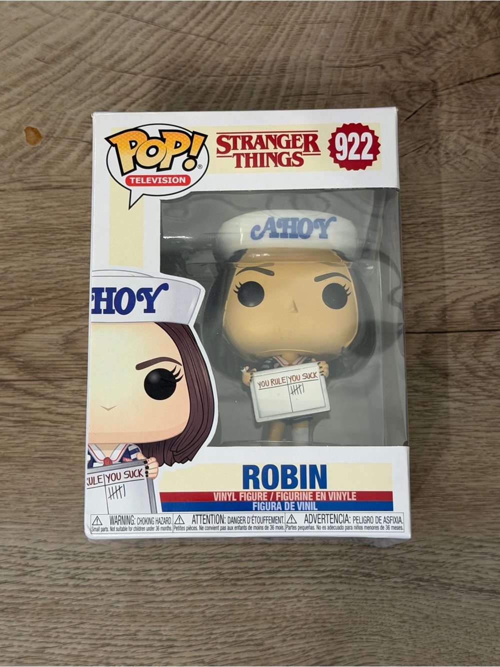 FUNKO Pop! Stranger Things ROBIN Scoops Ahoy #922 Vinyl Figure Damaged